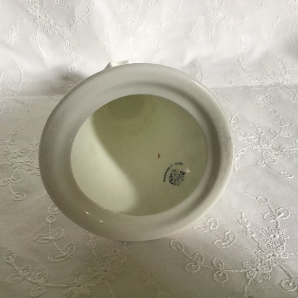 Lovely Shamrock Tapered Candle Holder / Stick Made in Ireland - Picture 3 of 4